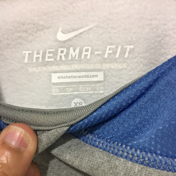 Nike Therma-Fit Hoodie - Picture 4 of 4